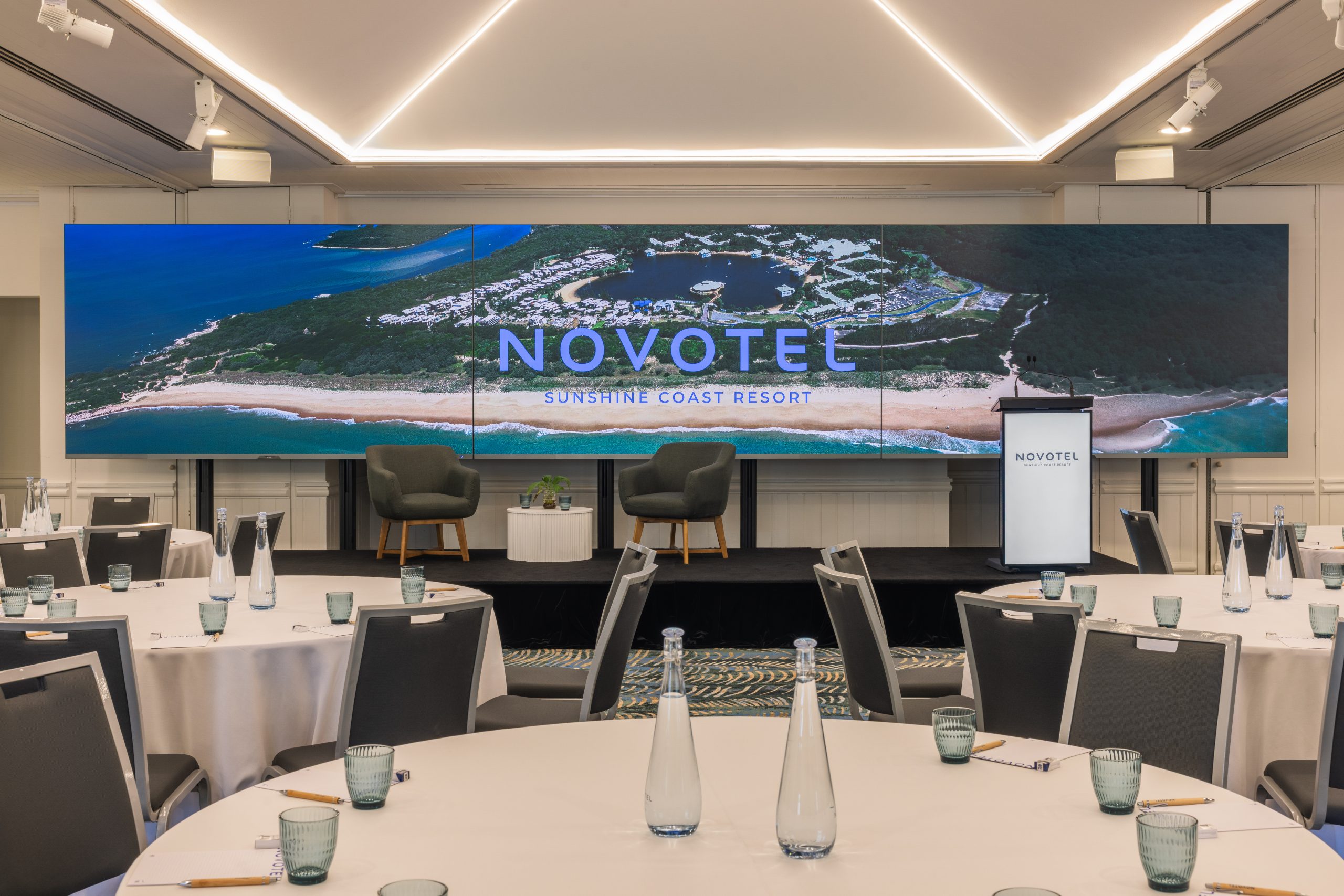 Novotel Sunshine Coast Resort, Mudjimba Room Day, Cabaret set up